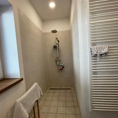 Gregor Apartment *